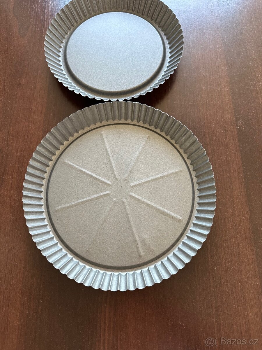 Teflonové formy na pečení cheesecake, průměr 24, 20, 18 cm - 3