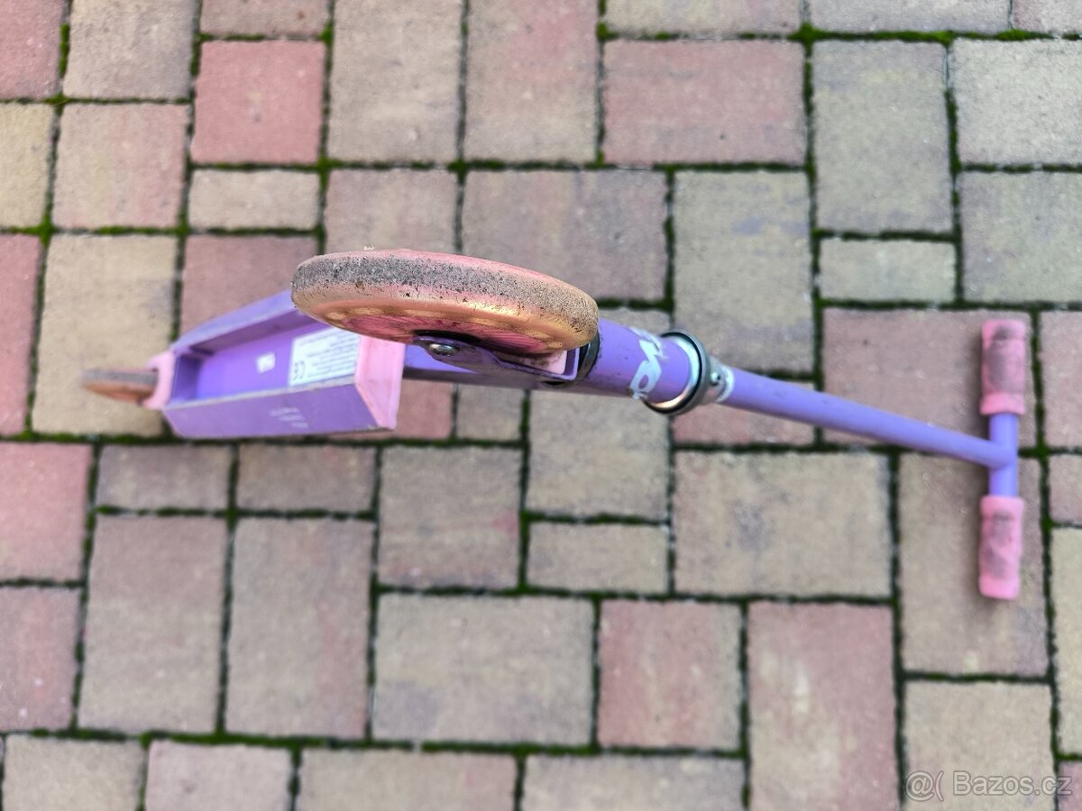 Dětská hliníková koloběžka 72cm - 3