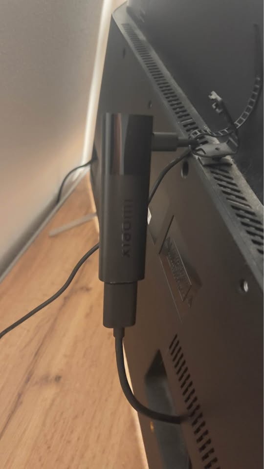 Televize strong 40 + Xiaomi 4K tv stick - 3
