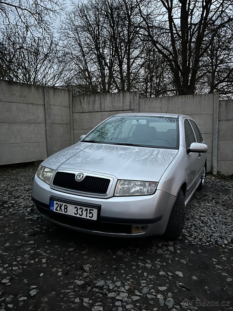 Škoda Fabia 1.4 BENZIN 175 000km Velmi zachovalý stav - 3