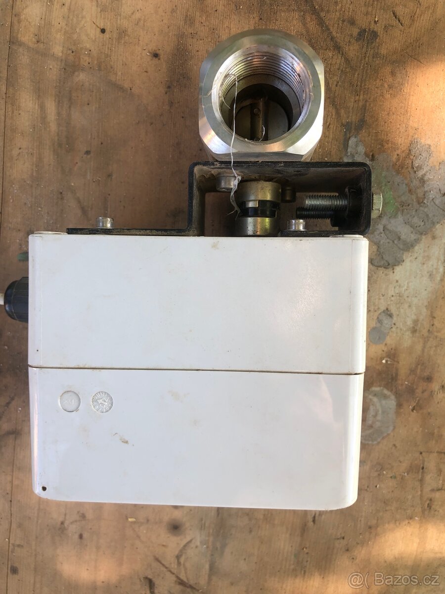 Postřikovač na tekutá hnojiva od firmy FARMET Česká Skalice. - 3