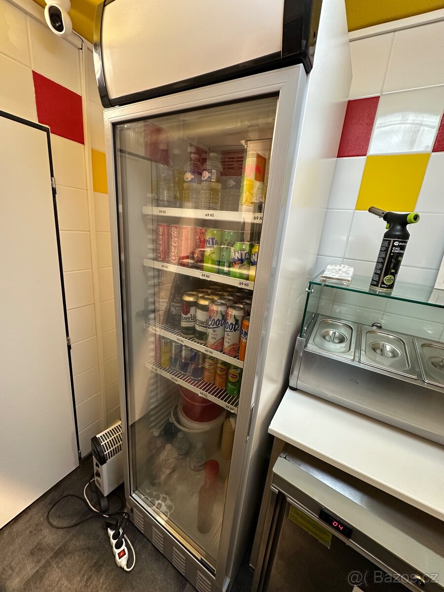 Prosklená lednice - 3