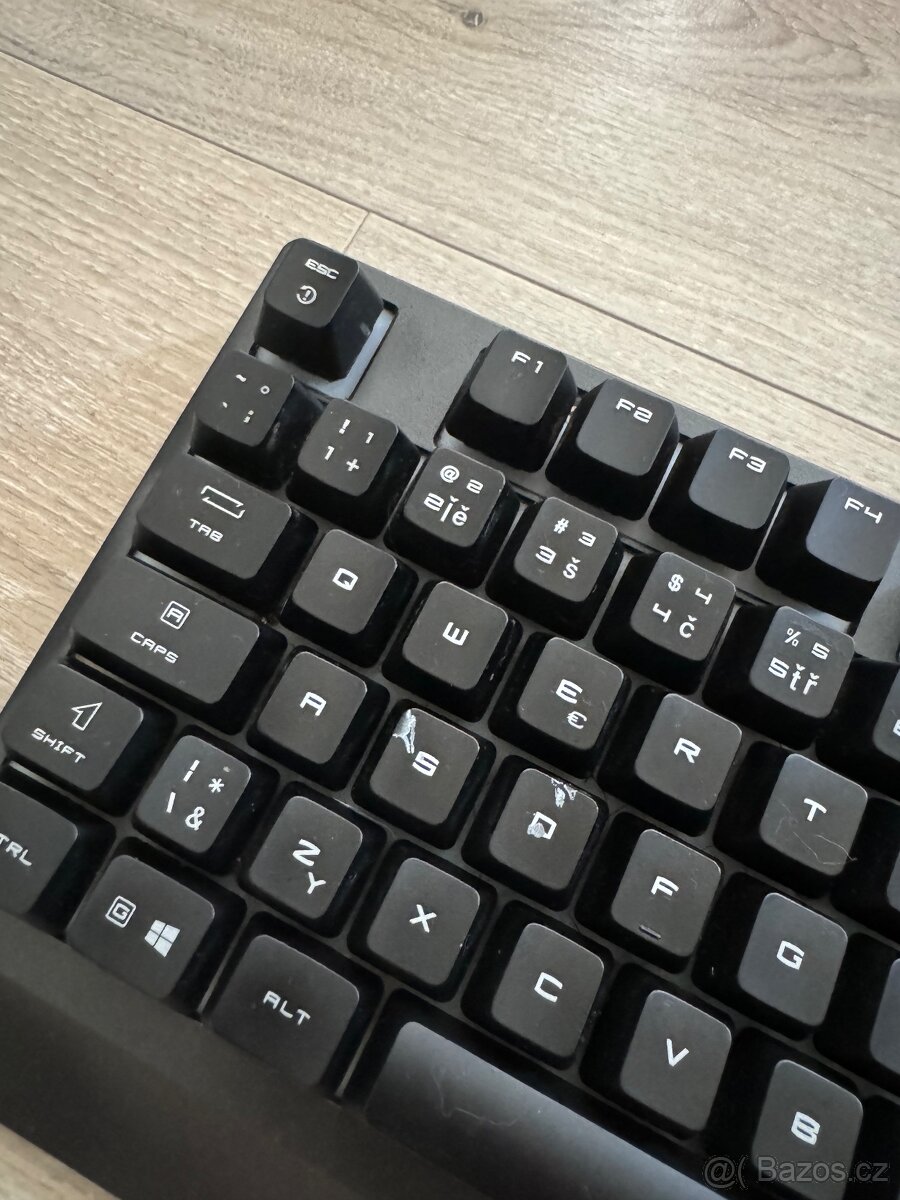 Klávesnice MSI + myš Steelseries - 3