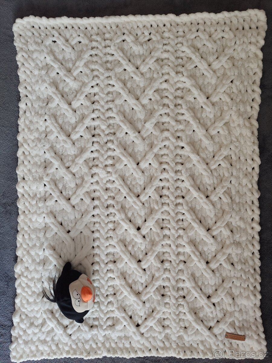 Pletená dětská deka smetanová - 3