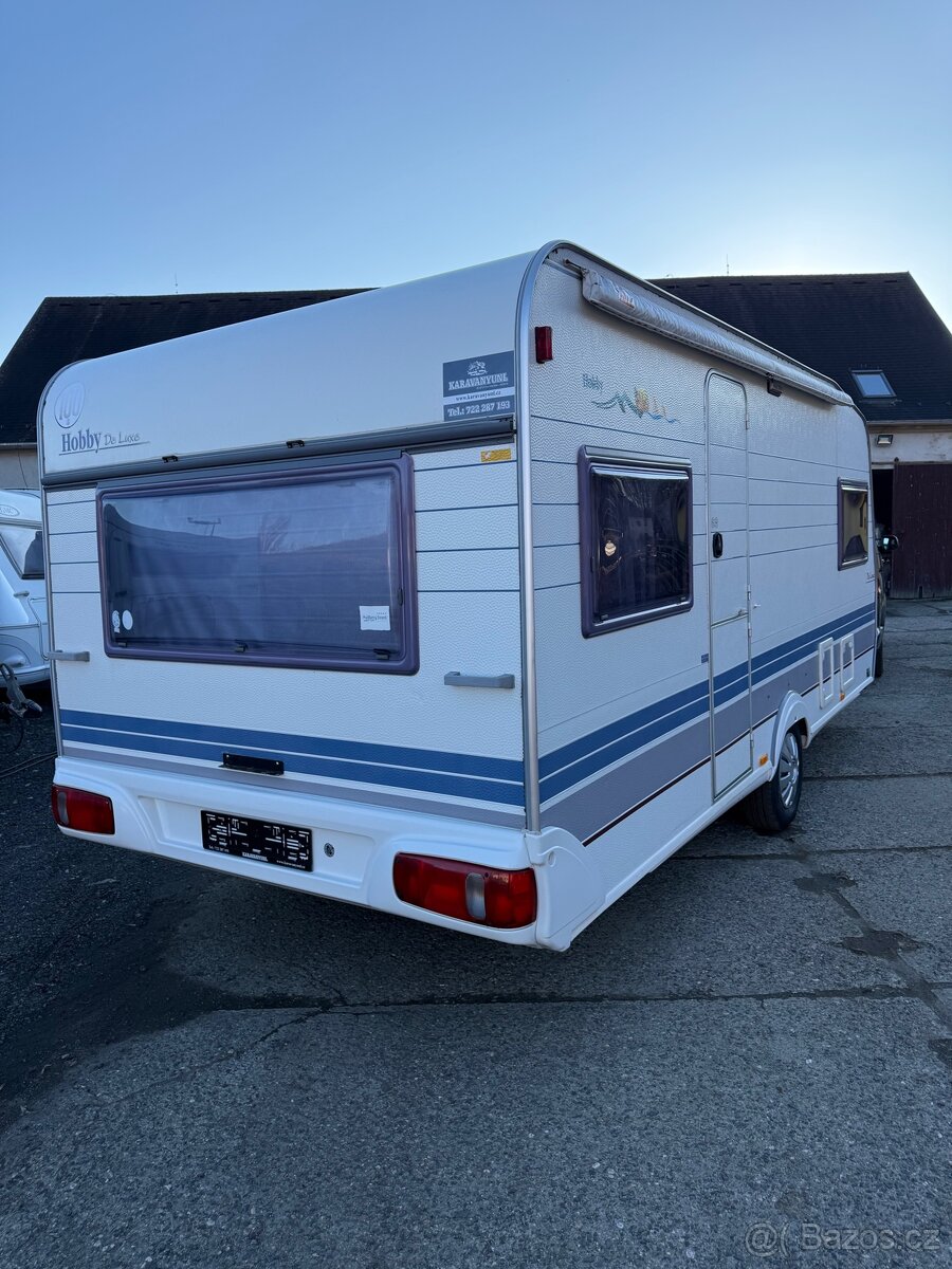 Hobby 495 - markýza, předstan, TV - 3