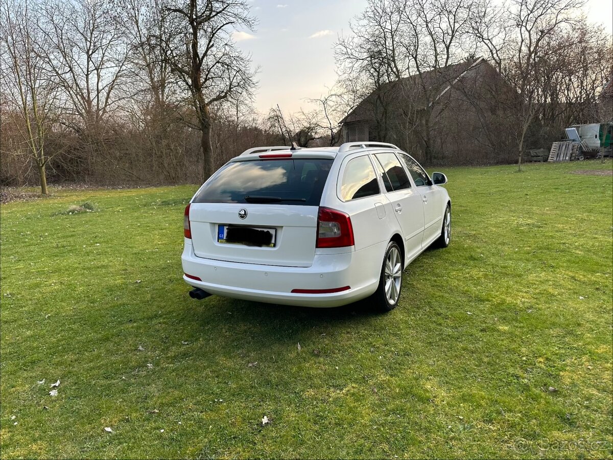Škoda octavia 2 rs 2.0 tfsi facelift - 3