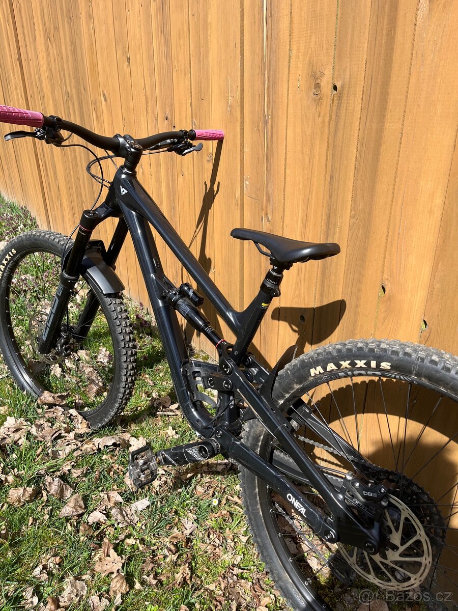Yt Capra 2024 - 3