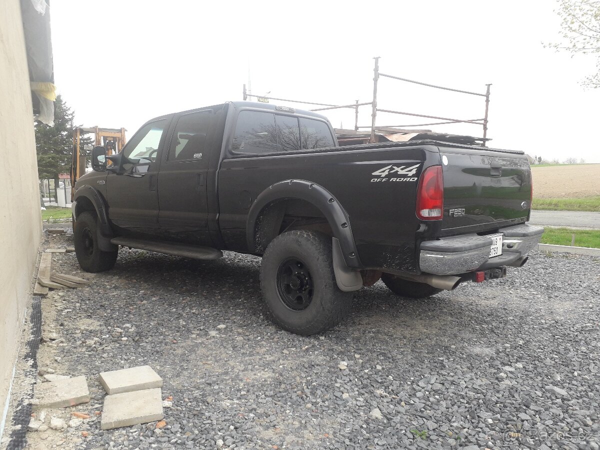 Ford F250 6,8 V10 super duty