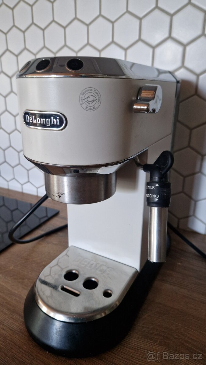 Delonghi pákovy kávovar EC685 - 3