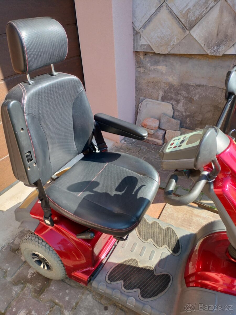 Čtyřkolový elektrický skútr - 3