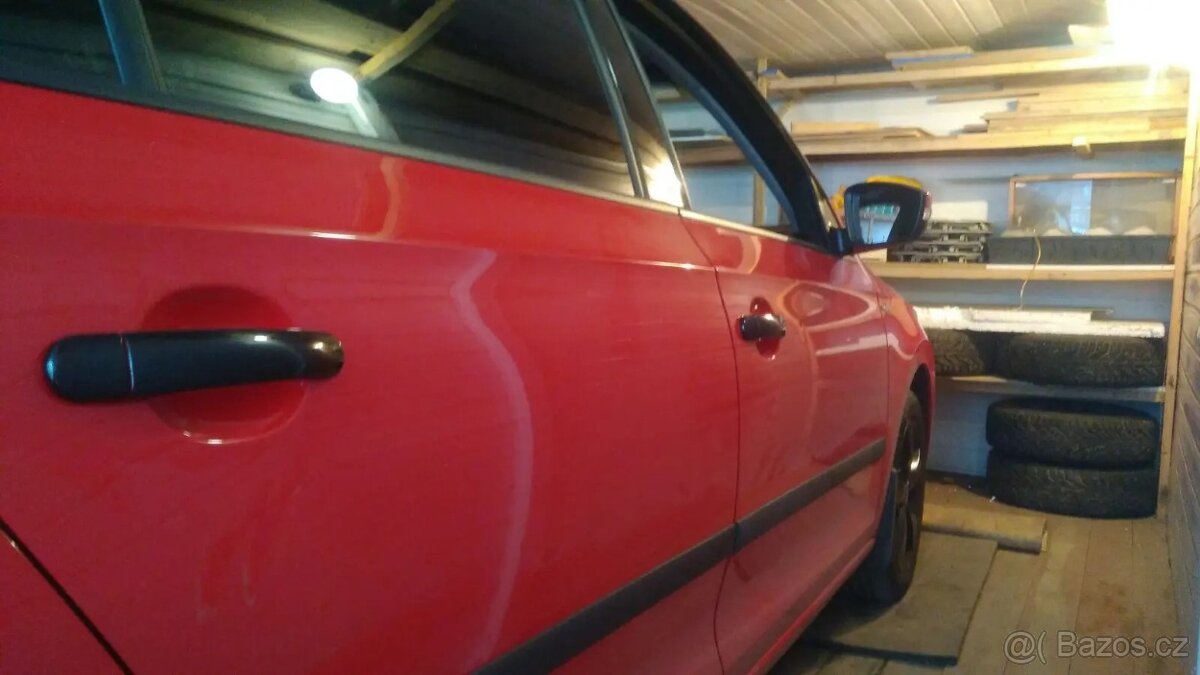 ČIERNE a KARBONOVE kľučky krytky klučiek dveri - 3