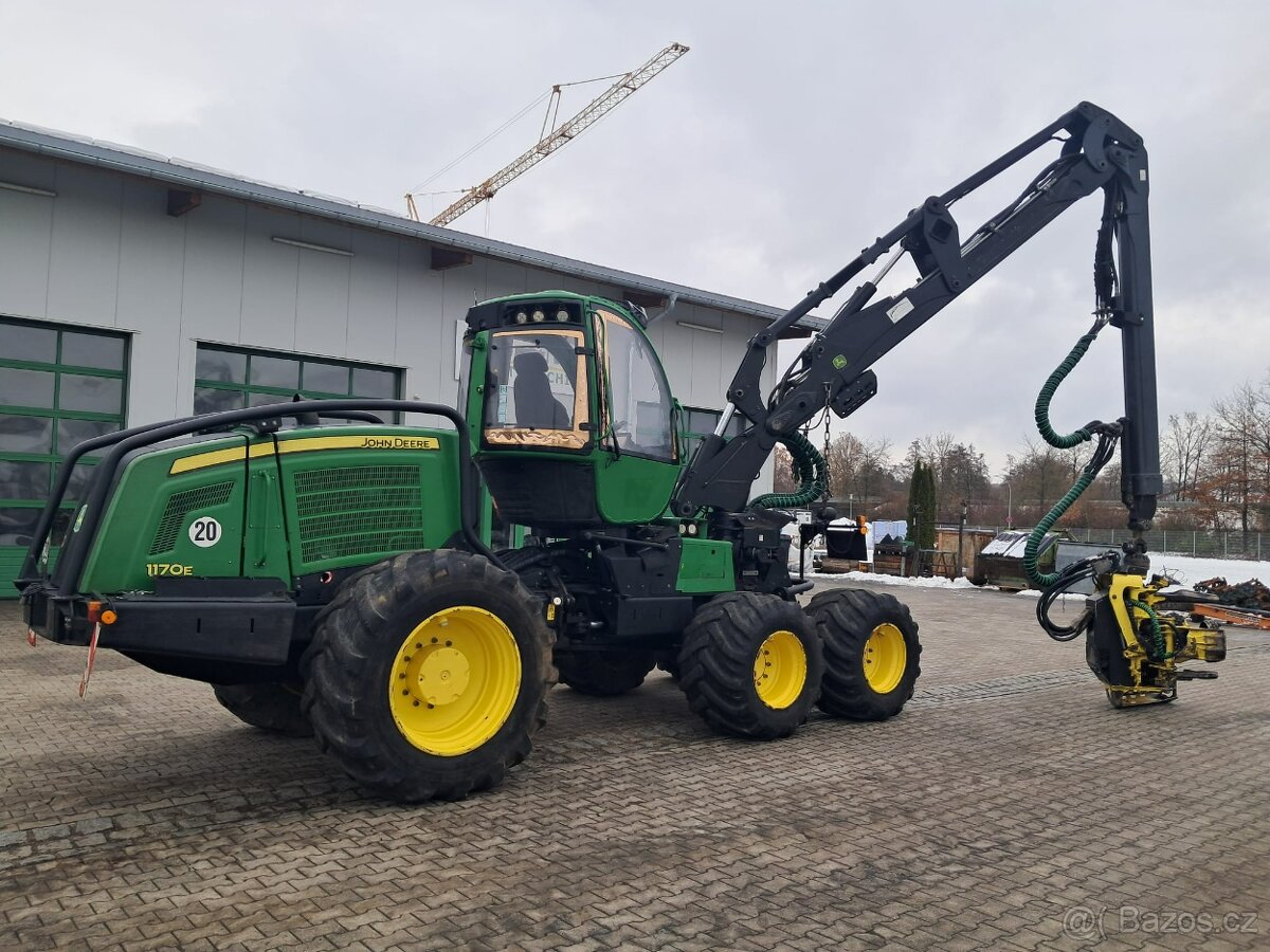 Harvestor JOHN DEERE 1170E - 3
