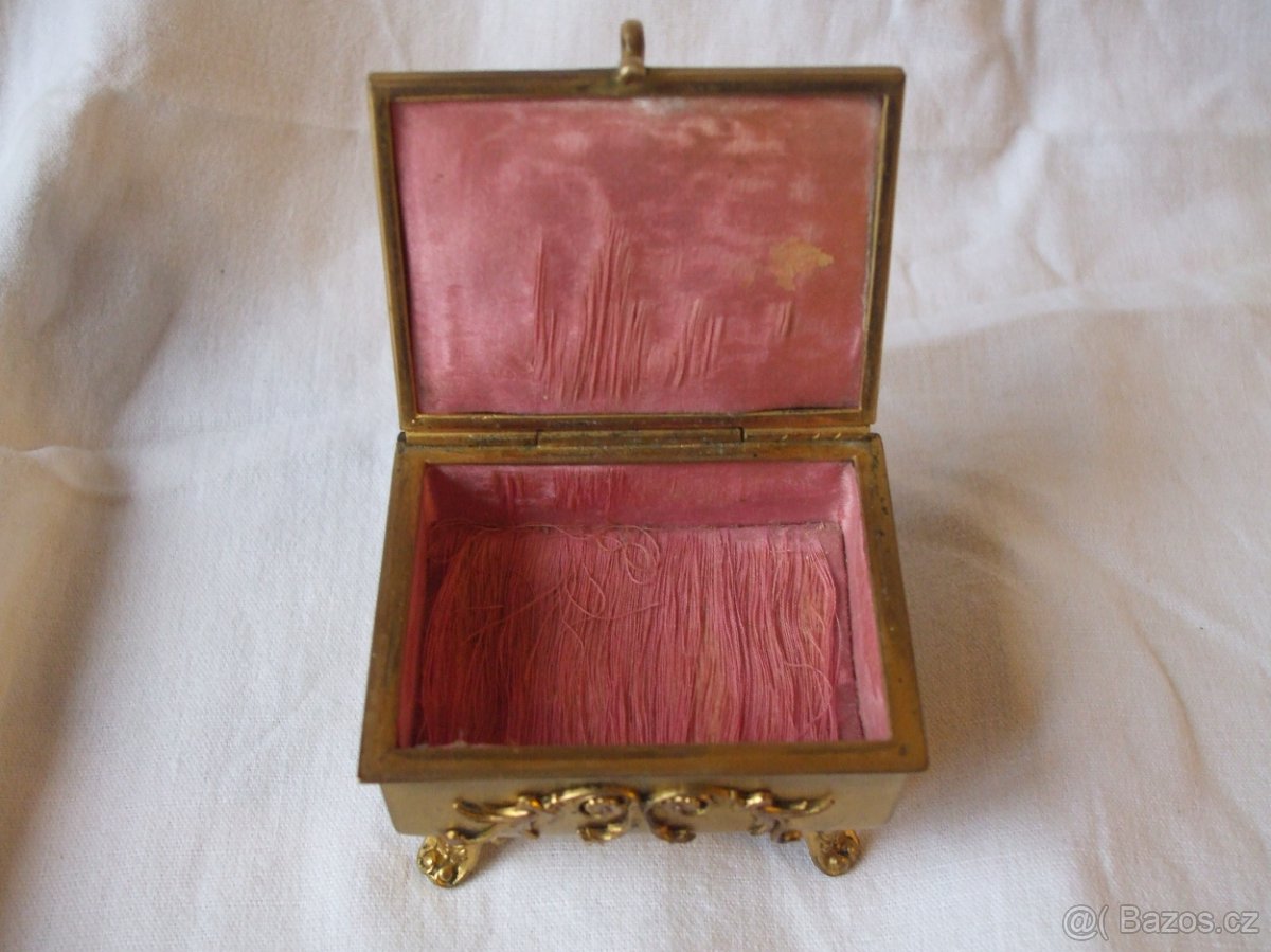 Krabička na nožkách na šperky šperkovnice 20.l 20.st - 3