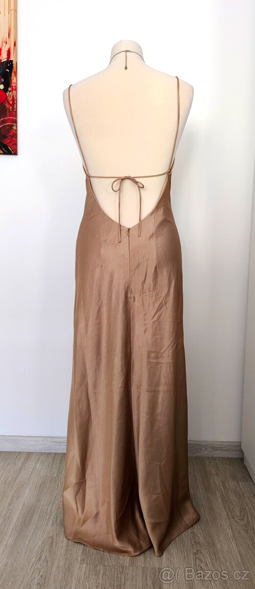 Zlaté plesové šaty - 3