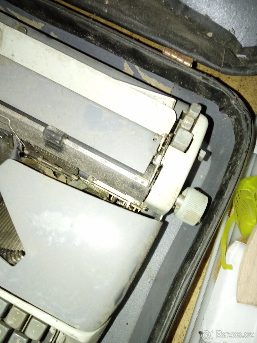 Psací stroj consul - 3