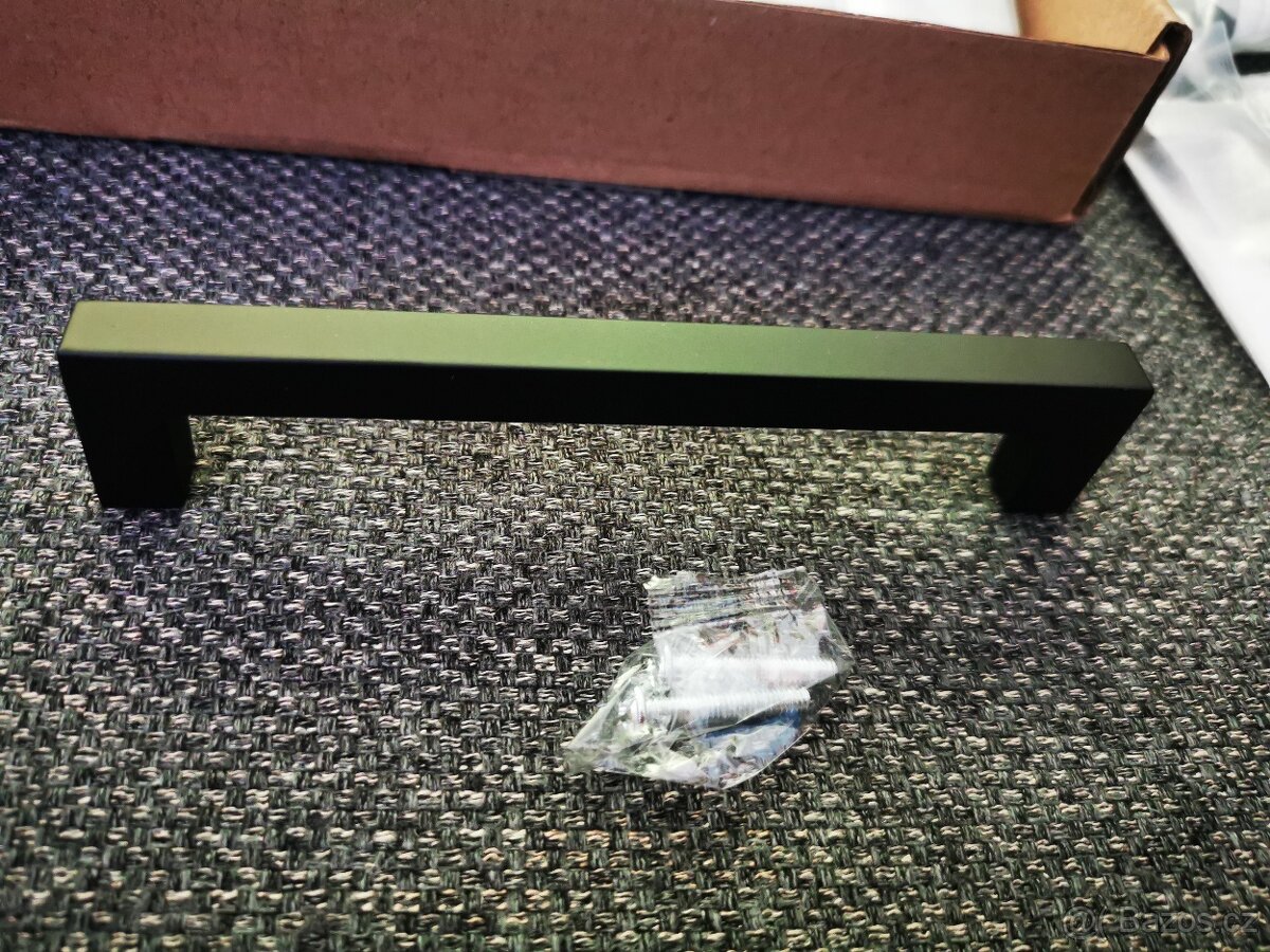 Nábytkové kování - 3