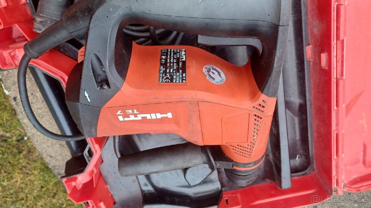 Prodám vrtačku Hilti s příklepem TE 7 - 3