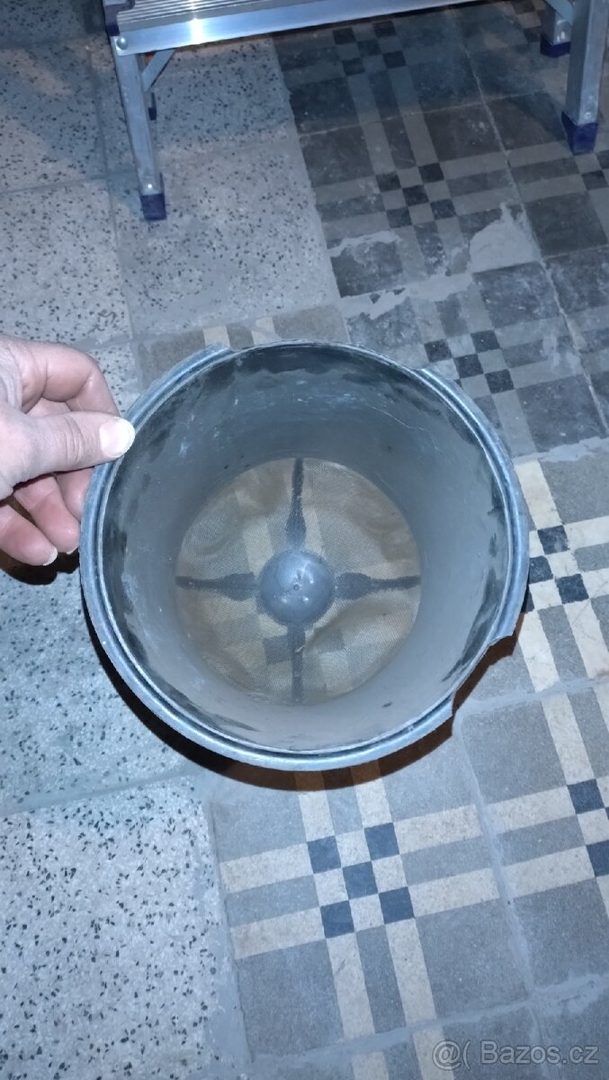 Koš síto postřikovač - 3