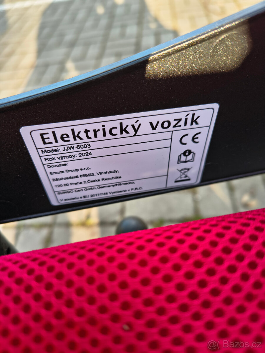 Elektrický invalidní vozík - 3