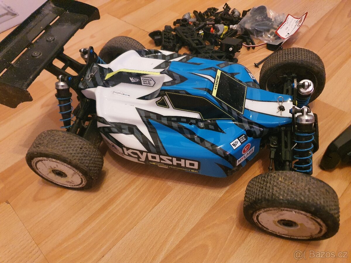 Kyosho mp9e 1:8 - 3