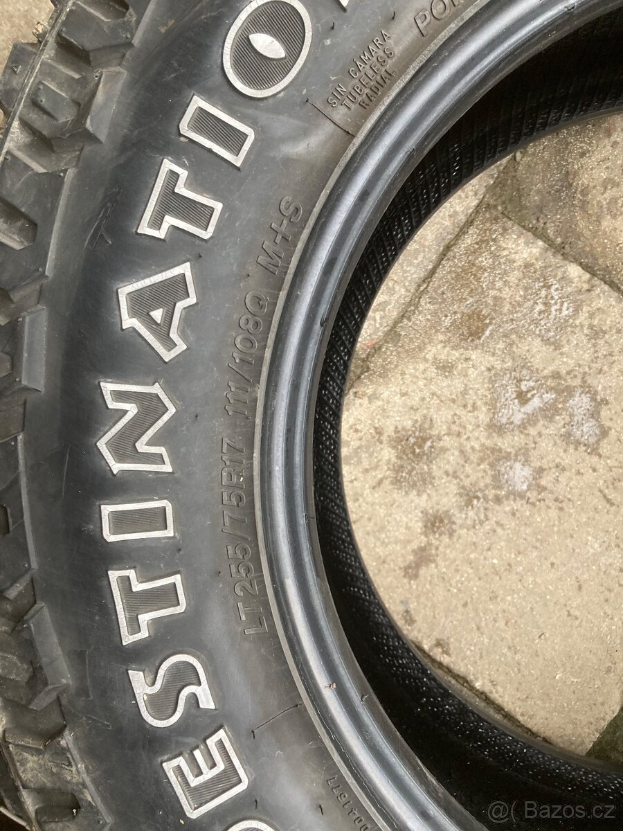 Pneu 255/75/17r - 3