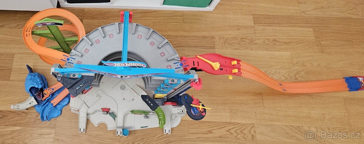 Hot wheels parkovací dráha - 3