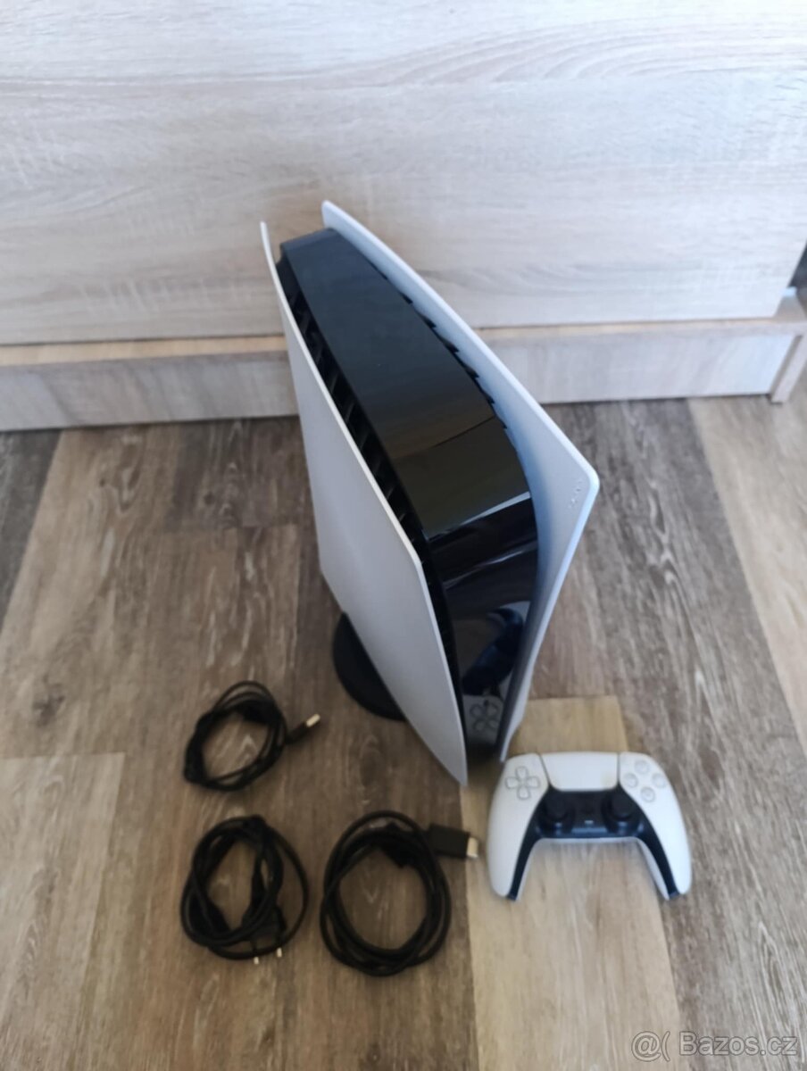 PS5 s mechanikou + 1tb disk - 3