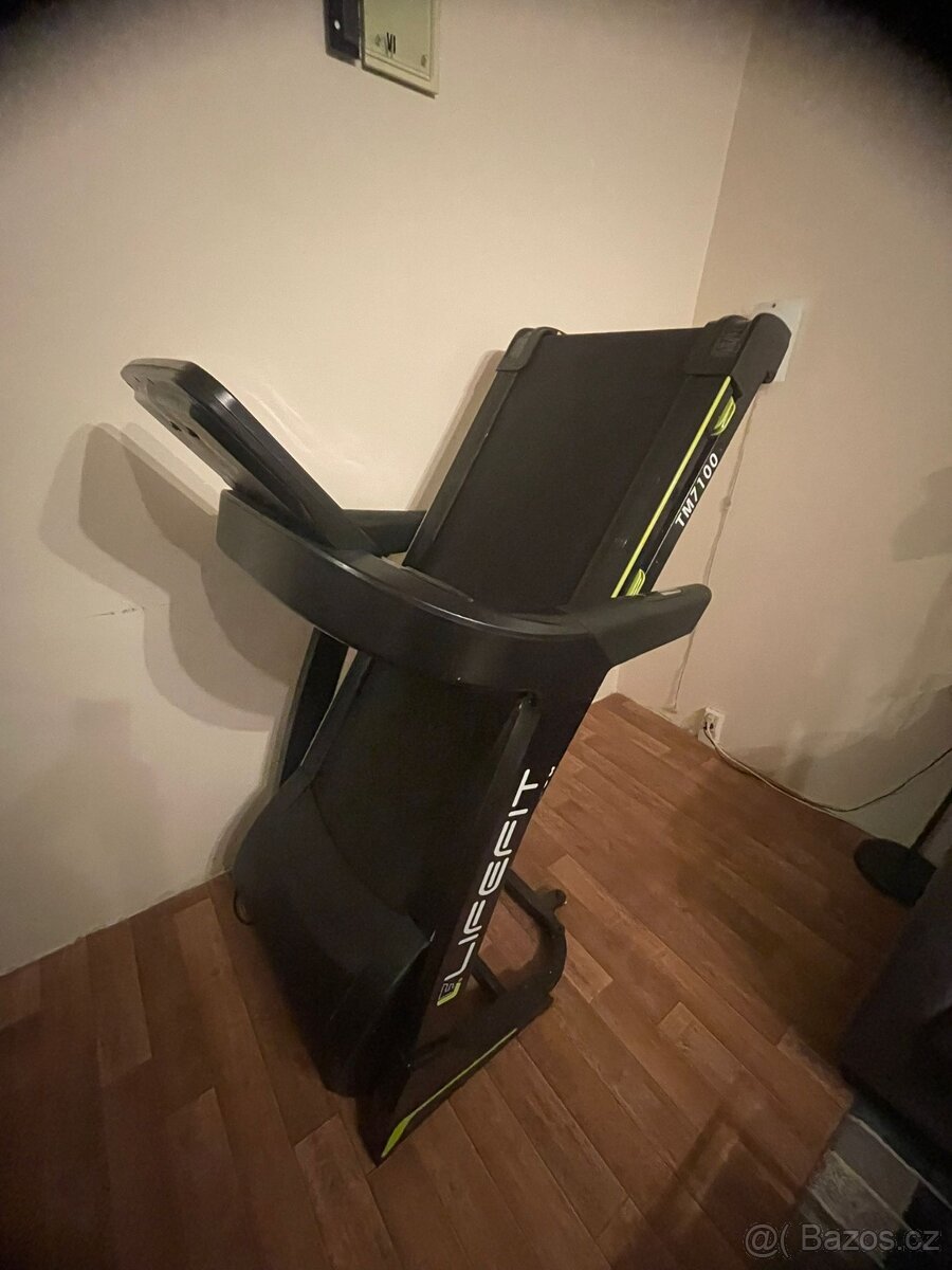 Běhací pás Livefit TM7100 - 3