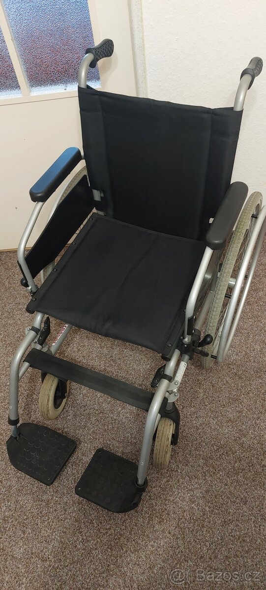 Invalidní vozík Cronos - zánovní - 3