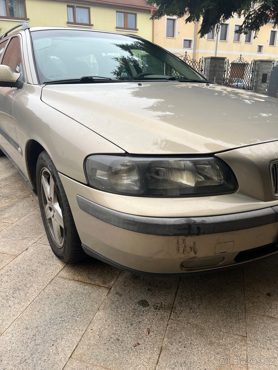 Volvo V70 - 3