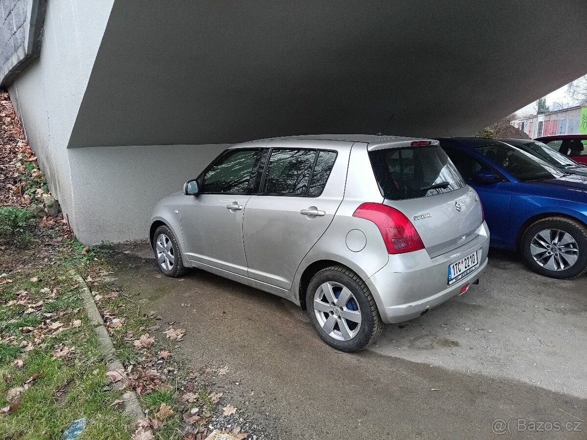 Suzuki Swift 1.3 4x4 LPG - 3