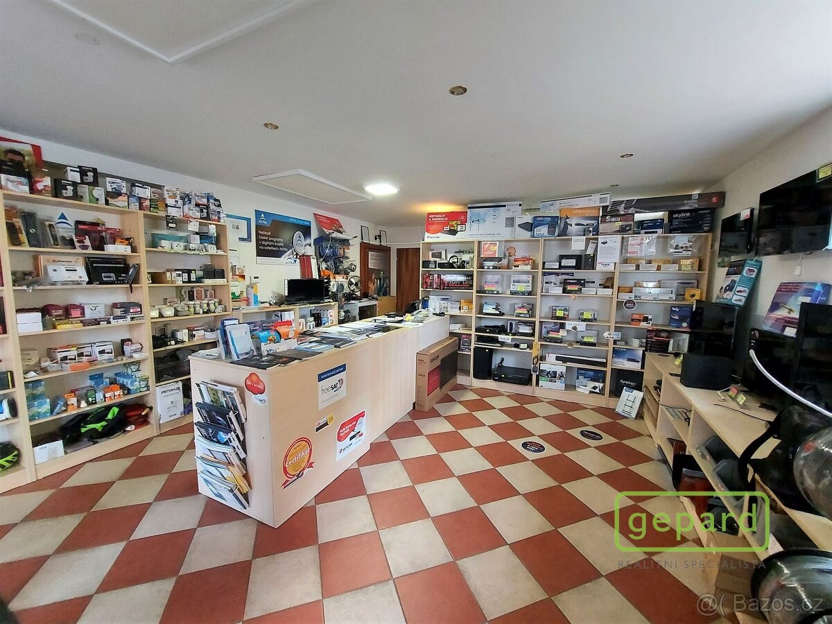Pronájem komerčních prostor v Českých Budějovicích – Rožnov. - 3