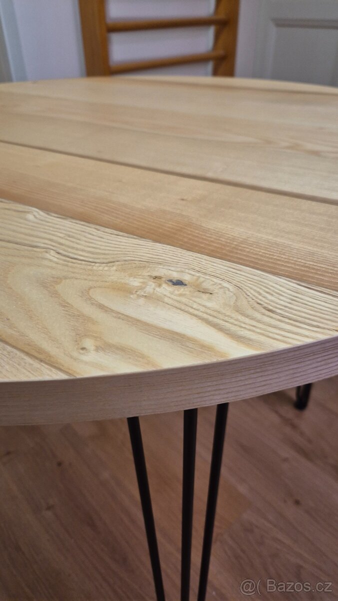 Jídelní stůl dřevěný kulaty - 3