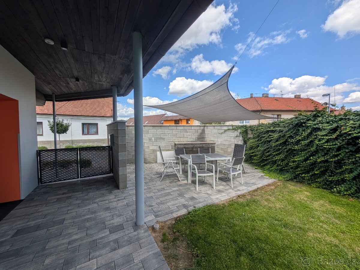 Prodám RD s komerčním prostorem v Libáni u Jičína - 3