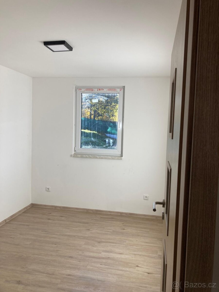 Obytný mrazící návěs - 3