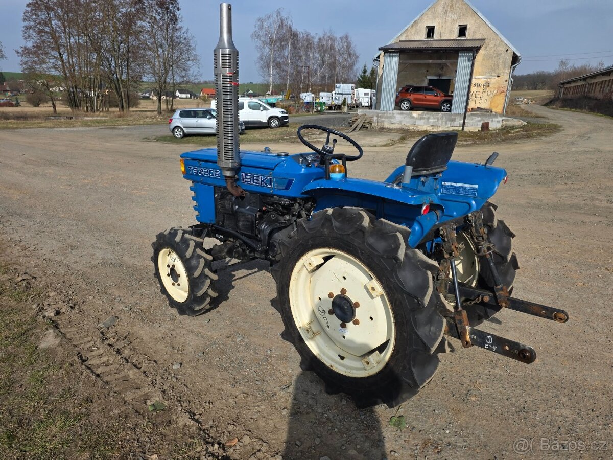JAPONSKÝ MALOTRAKTOR ISEKI TS2202 4X4 - 3
