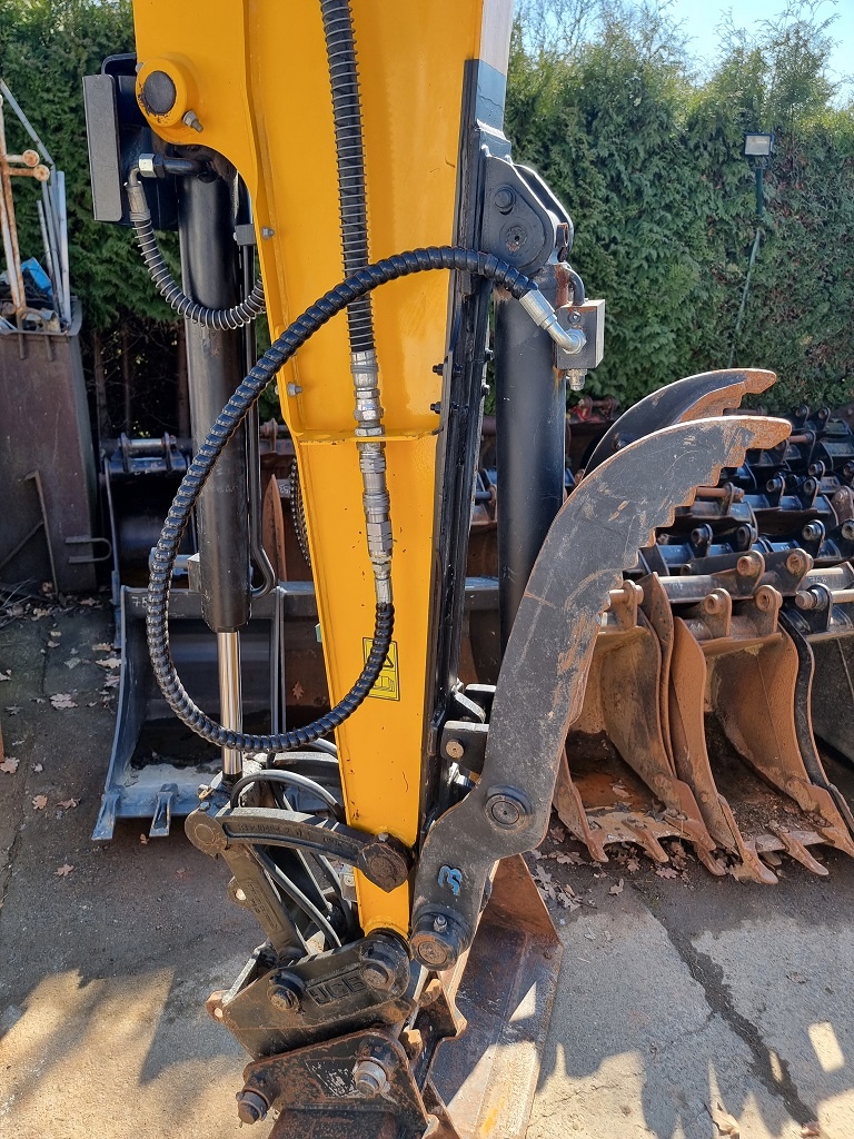 JCB 57C - 2200mth - klimatizace, GRAB - 3