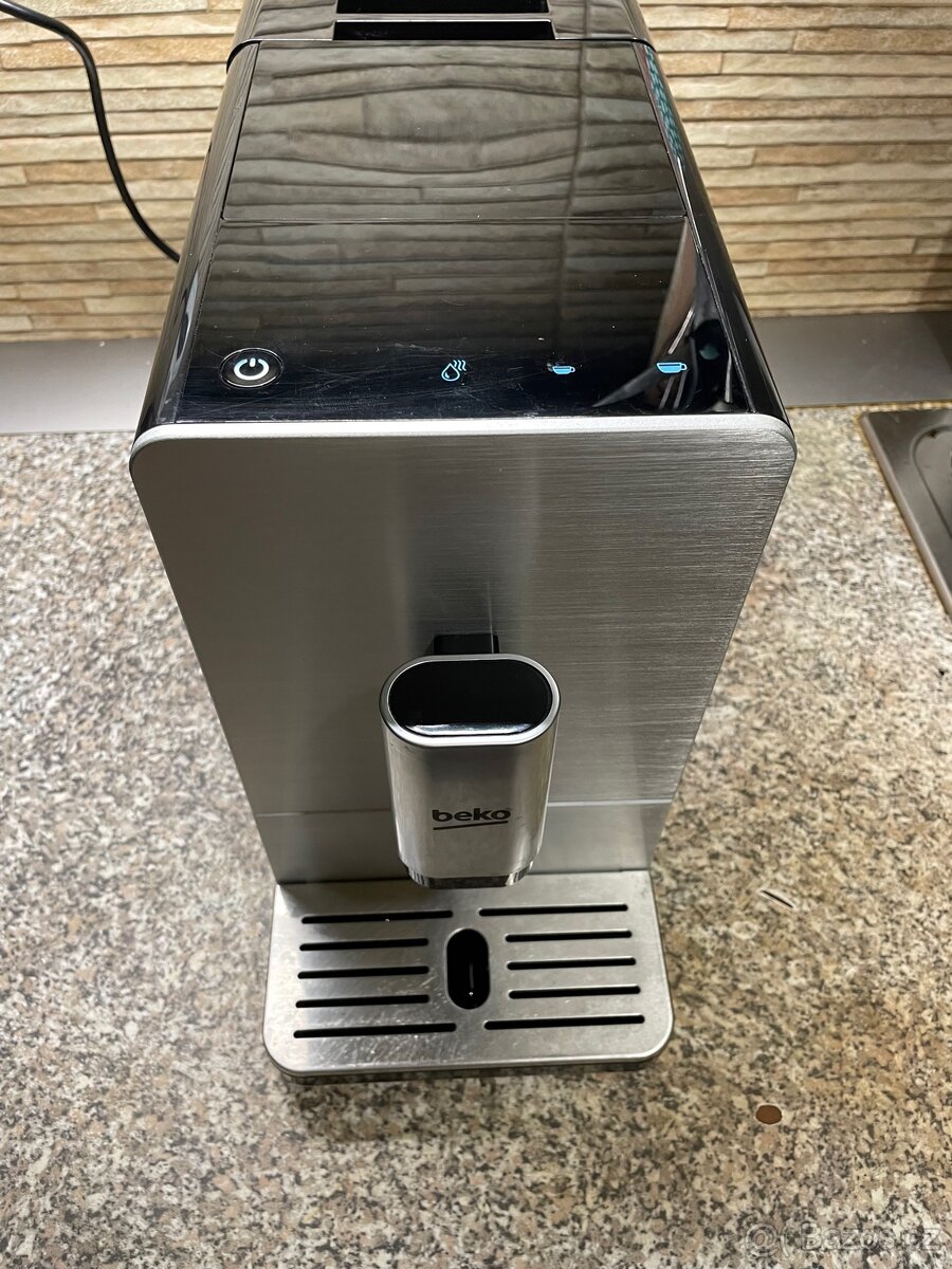 Plně automatický kávovar Beko - 3