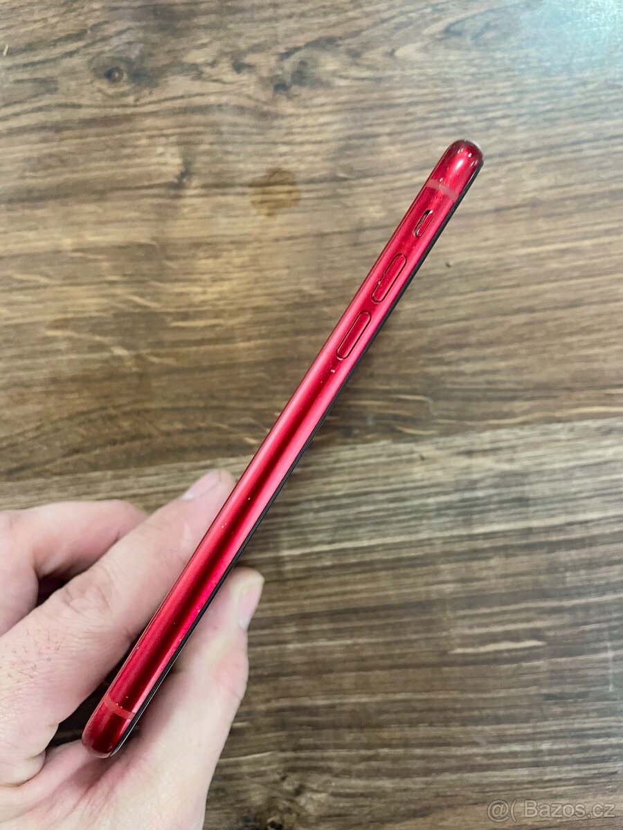 iPhone XR 64GB Red - 3