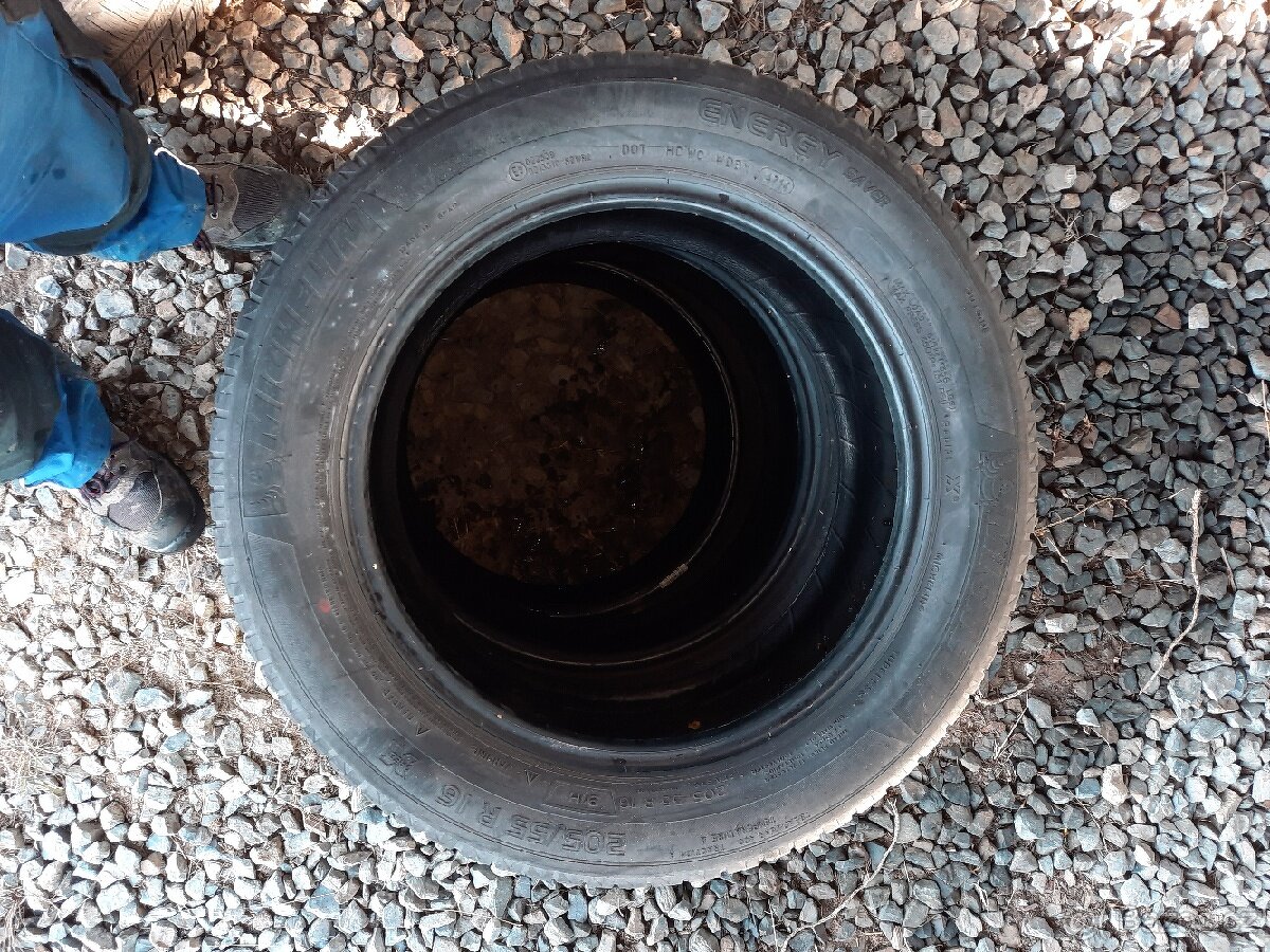 2x letní 205 55 16 Michelin Energy - 3