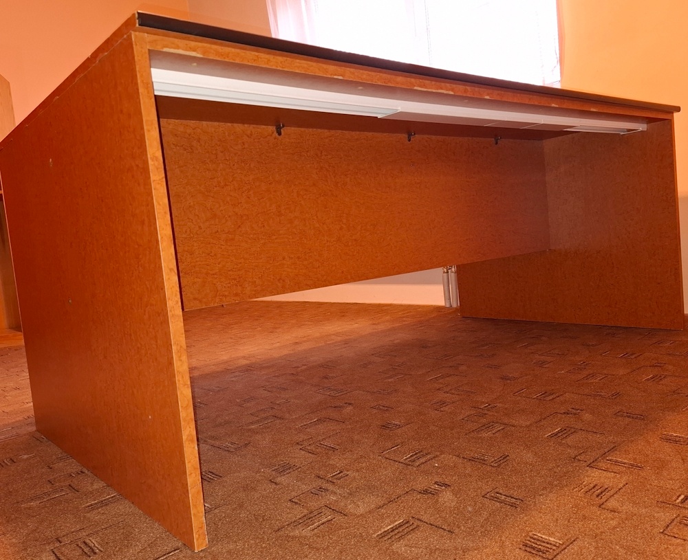 Prodám kancelářský stůl 180 x 100 cm - 3