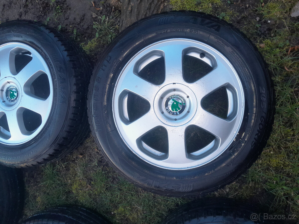 REZERVACE do 1.11. Alu disky včetně pneu 205/60 R15 - 3