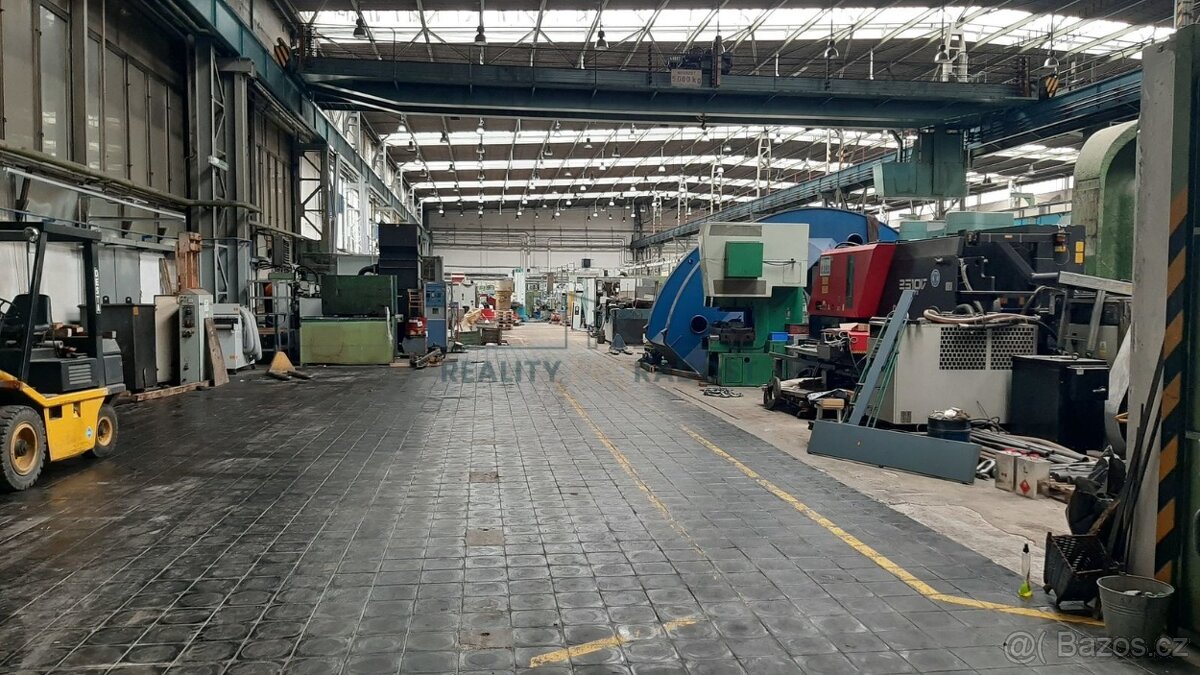 Pronájem skladovací haly v Adamově - 3