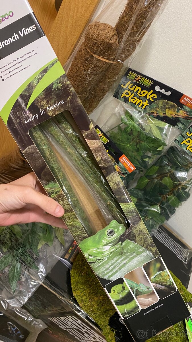 Terárium + vybavení - 3