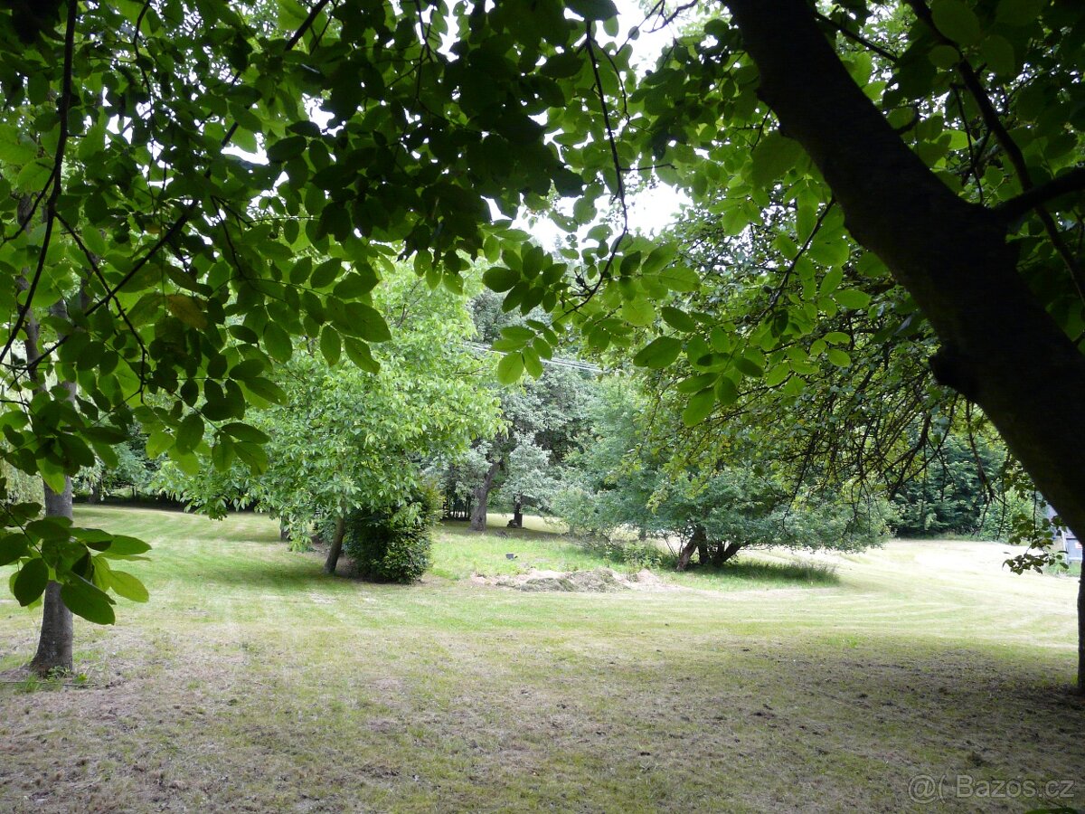 Velký stavební pozemek Oznice - 3