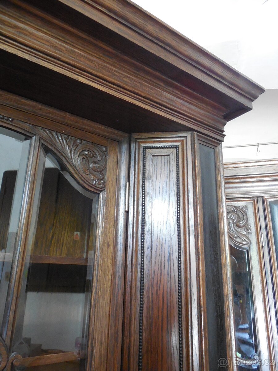 Starožitná vitrína skleník - 3