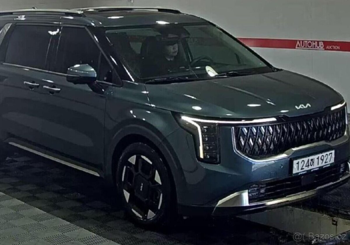 Kia Carnival 2.2-7MÍST-NOVÝ MODEL-NA CESTĚ - 3