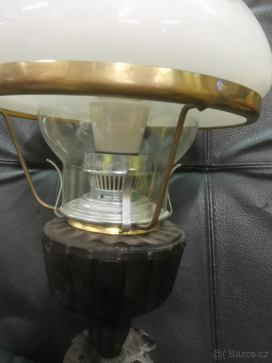 Stará lampa. - 3
