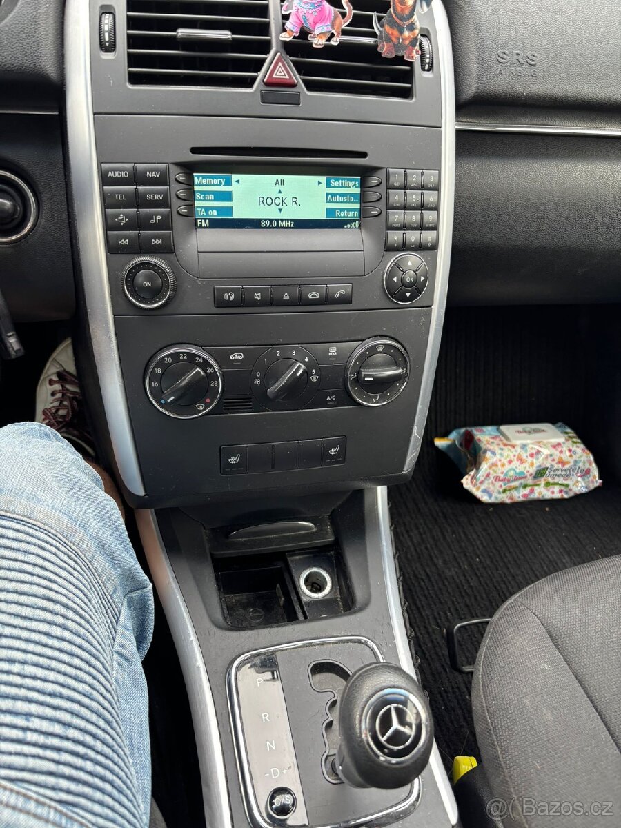 Mercedes B 170 - 3