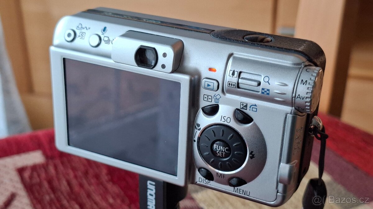 Canon PowerShot S80 - 3